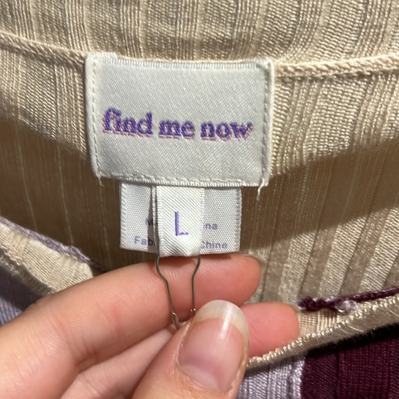 NWOT Color Block Cropped Long Sleeve - Find Me Now - Picture 4 of 6